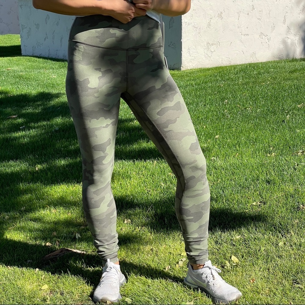 Lululemon Align HR Pant 28” - Picture 2 of 7